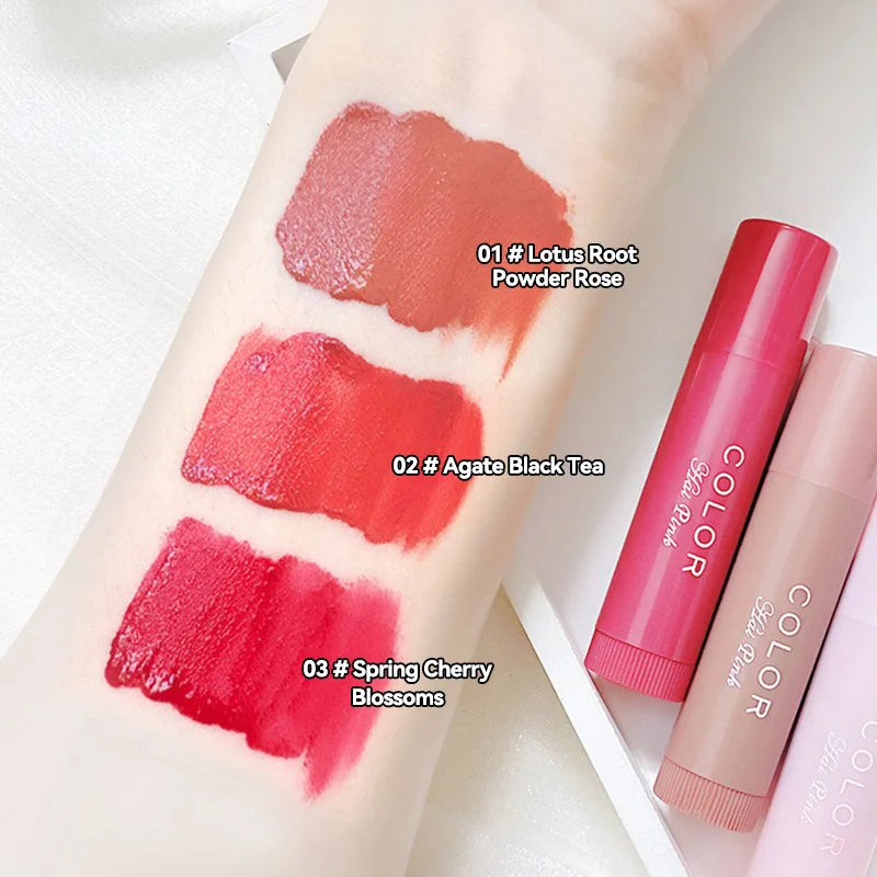 Bálsamo Labial con Color Uma